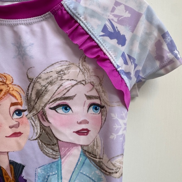 NWOT 3T Girls Disney Frozen Purple and Blue Short Sleeve Rashguard Bathingsuit - Picture 3 of 5